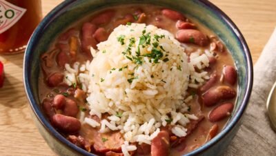 Nossa Receita de Feijão Vermelho com Arroz Sabe Exatamente Igual a do Popeyes
