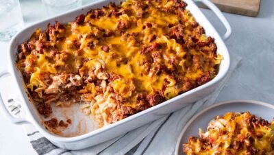 20 Caçarolas Saborosas que Você Prepara Antes Mesmo do Forno Aquecer